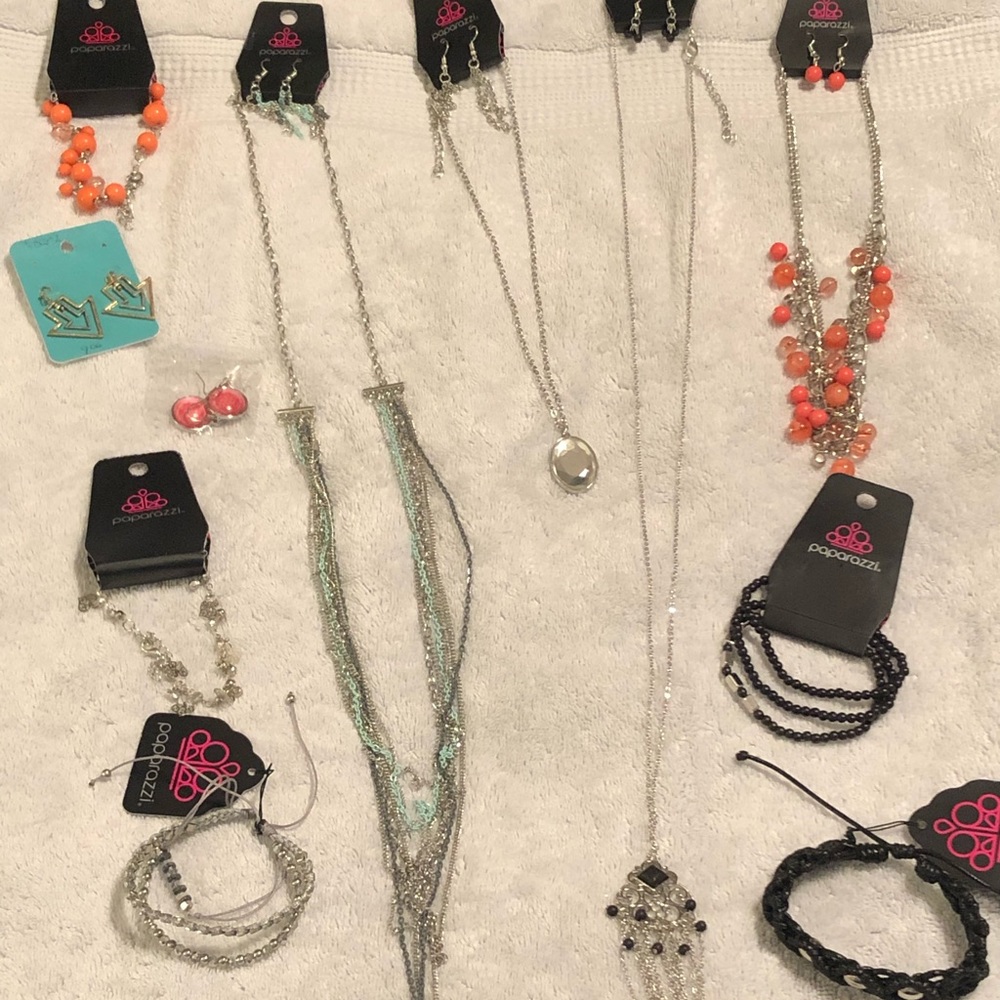 New paparazzi lot of 11 items